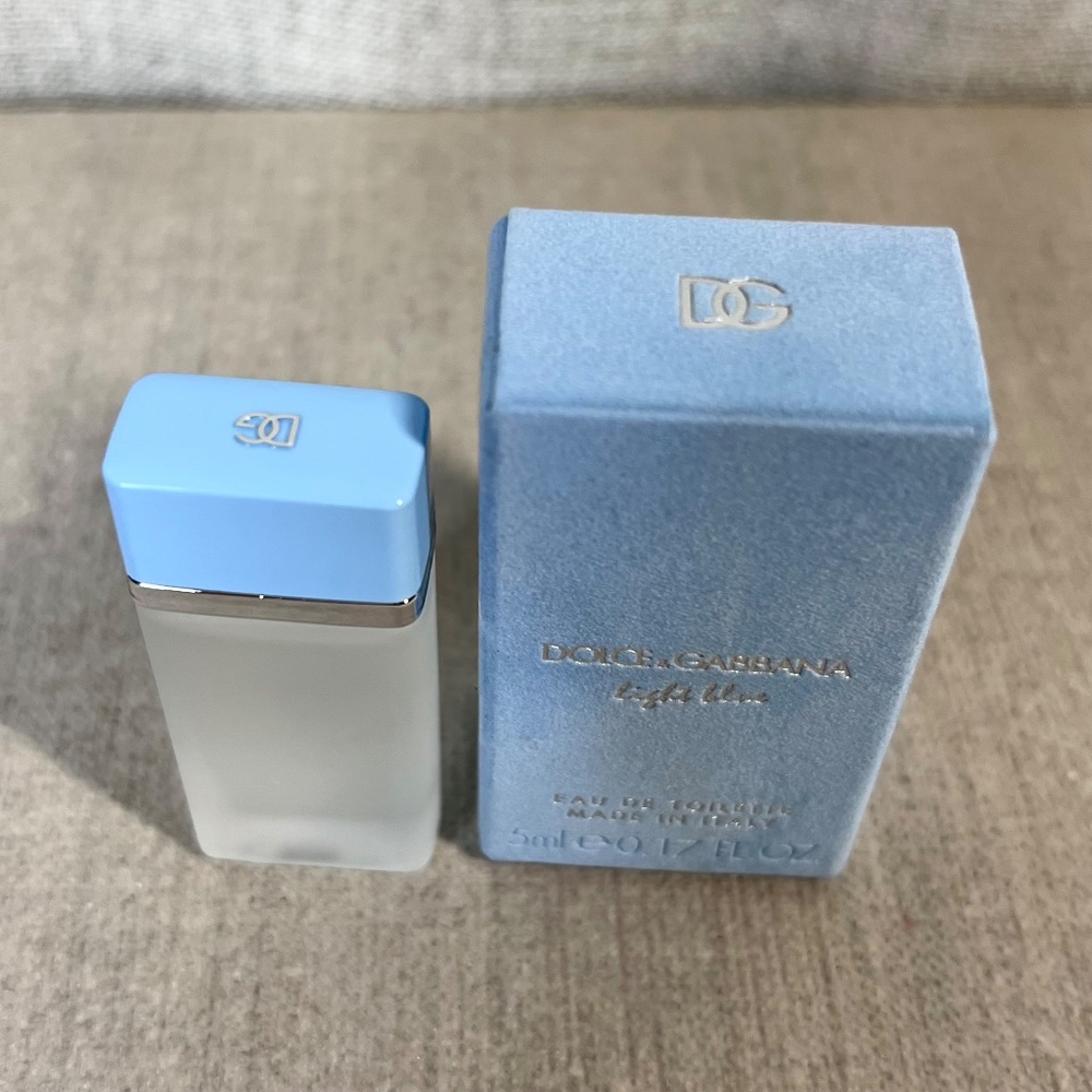 🩵 Dolce&Gabbana Light Blue mini - Picture 2 of 5